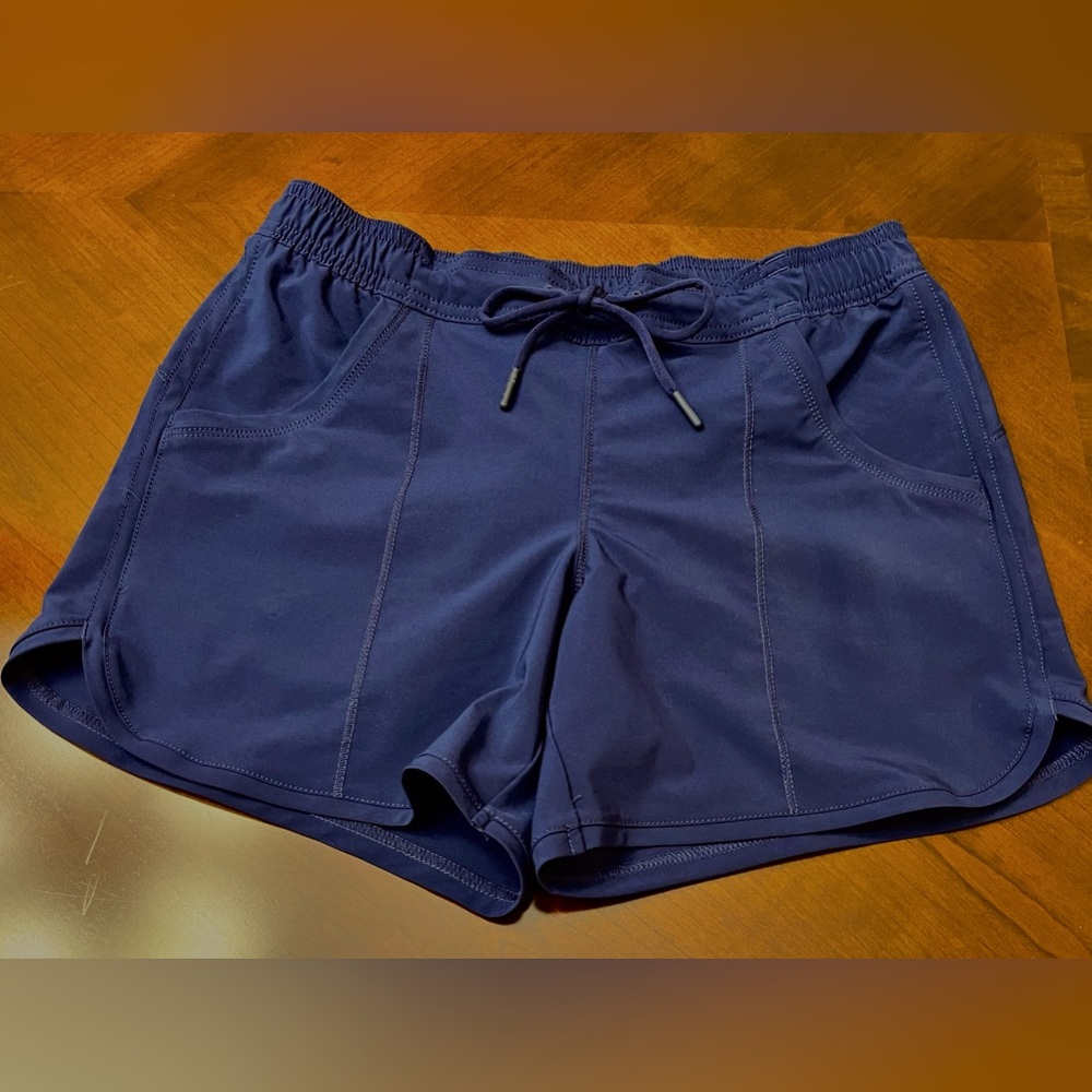 Land’s End Sport women’s Swim shorts size 2, EUC